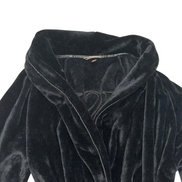 Victoria's Secret Fleece Bath Robe Women's Size XL/XXL Black Embroidered Logo - Picture 2 of 7